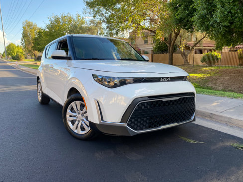 Used 2023 Kia Soul LX image 4