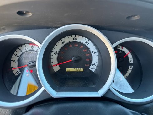 Used 2015 Toyota Tacoma PreRunner image 19