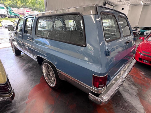 Used 1986 Chevrolet Suburban 2WD image 7