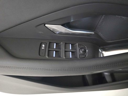 Used 2023 Jaguar E-PACE SE image 23