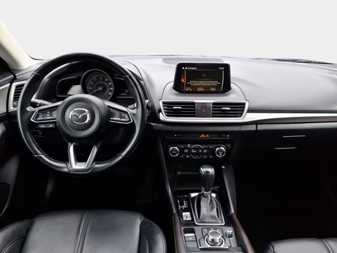Used 2017 MAZDA MAZDA3 Touring image 14
