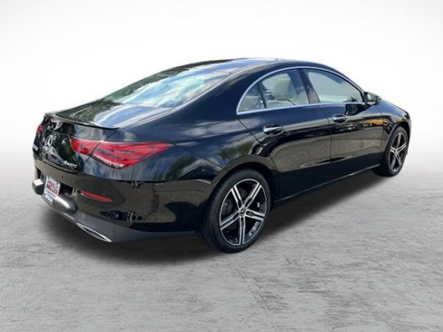 Used 2022 Mercedes-Benz CLA 250 4MATIC image 7