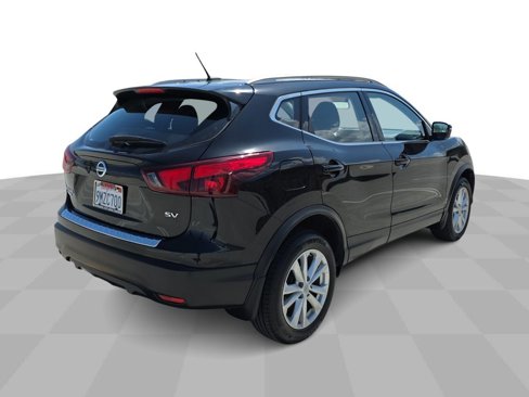 Used 2018 Nissan Rogue Sport SV image 8