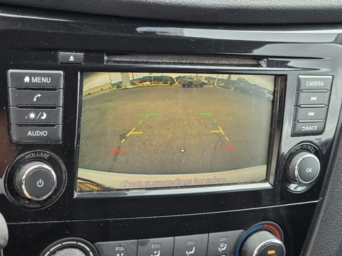 Used 2021 Nissan Rogue Sport S image 4