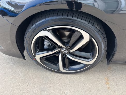 Used 2022 Honda Accord Sport image 32