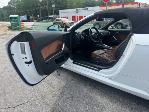 Used 2018 Audi TT 2.0T w/ Technology Package image 9