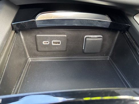 Used 2023 Buick Envision Essence w/ Sport Touring Package image 24