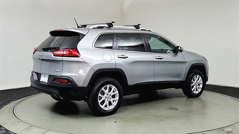 Used 2015 Jeep Cherokee Latitude w/ Comfort/Convenience Group image 7