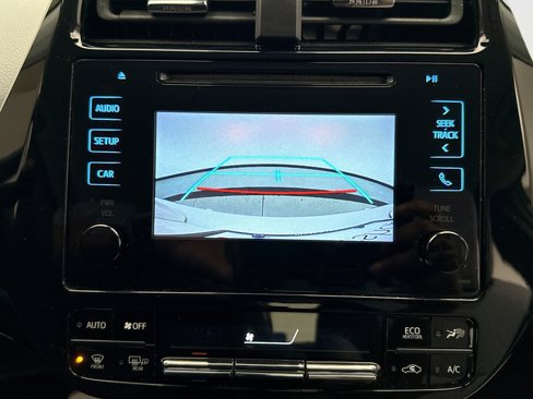 Used 2017 Toyota Prius Two image 15