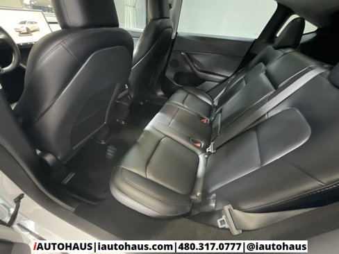 Used 2024 Tesla Model Y Long Range image 18