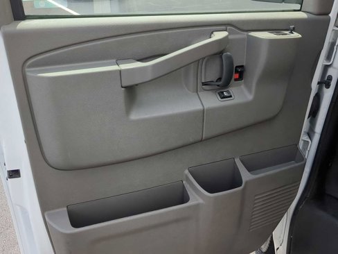 Used 2023 GMC Savana 2500 w/ Driver Convenience Package image 11