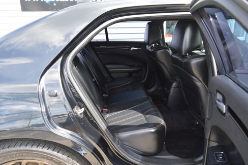 Used 2016 Chrysler 300 S image 21