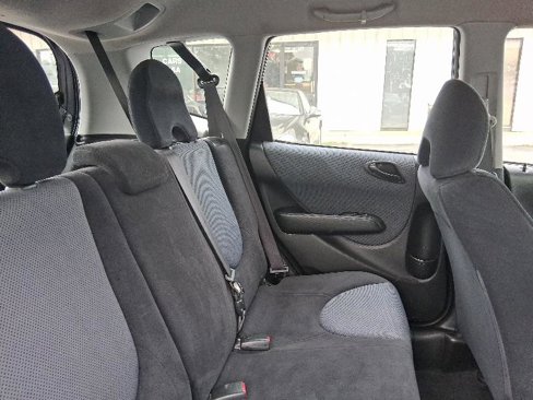 Used 2007 Honda Fit Sport image 23