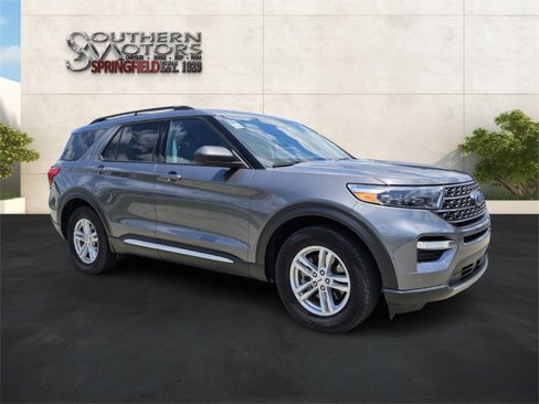 Used 2023 Ford Explorer XLT w/ Equipment Group 202A image 10