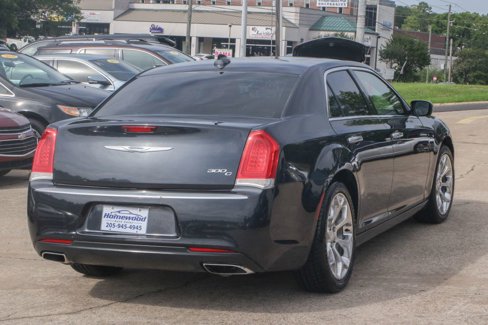 Used 2017 Chrysler 300 C Platinum image 7