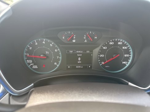 Used 2024 Chevrolet Equinox LS image 28