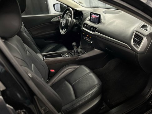 Used 2017 MAZDA MAZDA3 Touring image 25