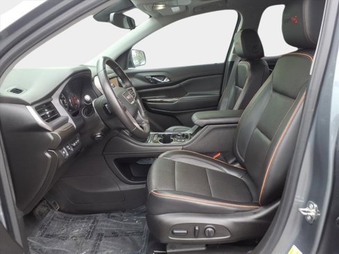 Used 2022 GMC Acadia AT4 w/ Technology Package image 8
