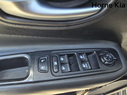 Used 2019 Jeep Renegade Altitude w/ Quick Order Package 2XM image 20