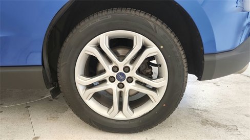 Certified 2018 Ford Edge Titanium w/ Technology Package image 24