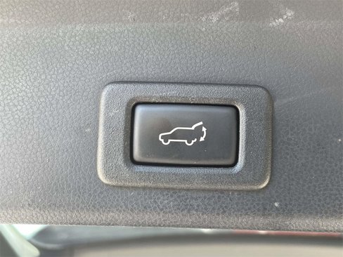 Used 2019 Subaru Ascent Limited image 10