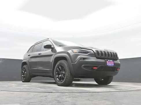 Used 2022 Jeep Cherokee Trailhawk w/ Comfort/Convenience Group image 22