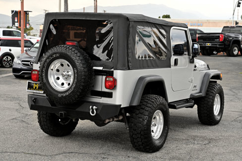 Used 2004 Jeep Wrangler 4WD image 8