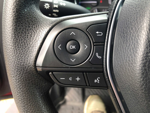 Used 2019 Toyota Camry LE image 7