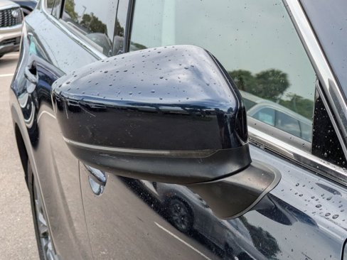 Used 2022 MAZDA CX-9 Touring w/ Touring Premium Package image 11
