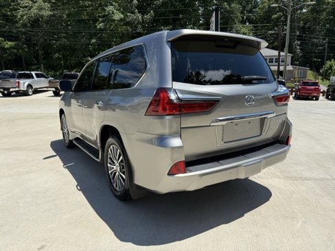Used 2019 Lexus LX 570 4WD w/ Luxury Package image 7
