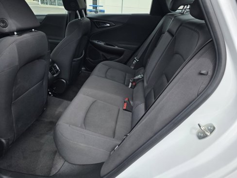 Used 2023 Chevrolet Malibu LT image 19
