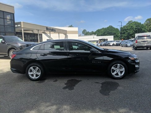Used 2019 Chevrolet Malibu LS image 12