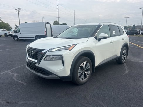 Used 2021 Nissan Rogue SV image 5