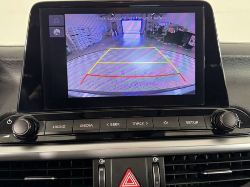 Used 2023 Kia Forte LXS image 18