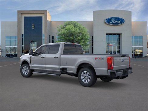 New 2025 Ford F350 XLT w/ FX4 Off-Road Package image 4