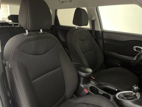 Used 2018 Kia Soul image 34