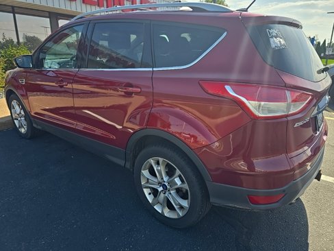 Used 2014 Ford Escape Titanium image 2