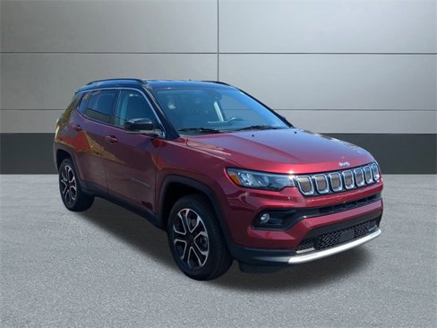 Used 2022 Jeep Compass Limited image 8