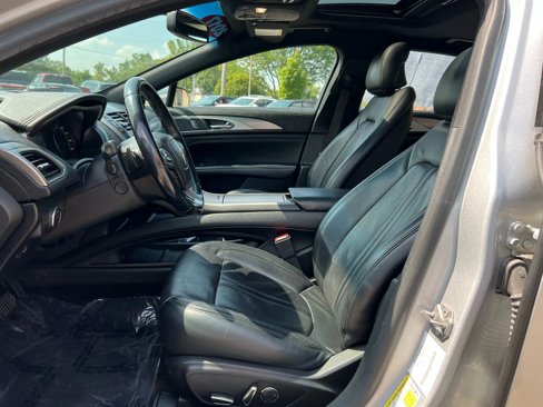 Used 2017 Lincoln MKZ Reserve image 17