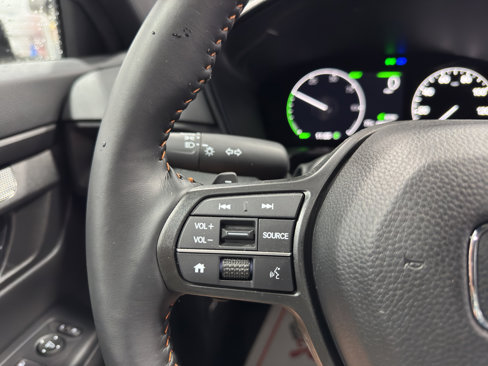 Used 2025 Honda CR-V Sport image 29
