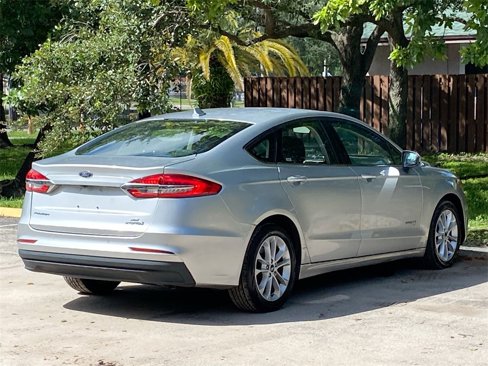 Used 2019 Ford Fusion SE image 7