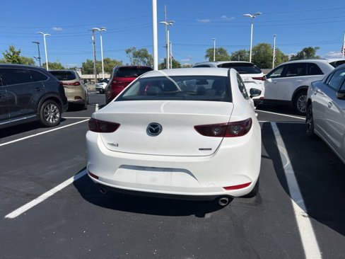 Used 2021 MAZDA MAZDA3 s image 4