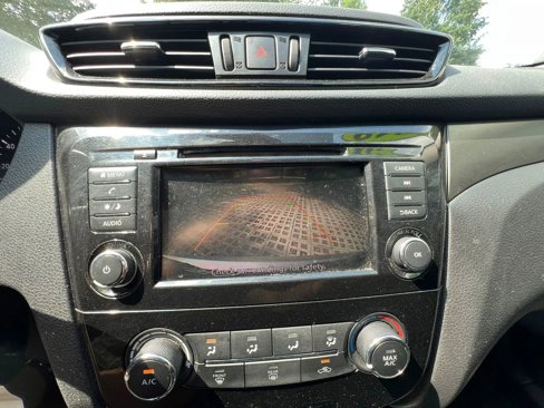 Used 2019 Nissan Rogue Sport S image 20