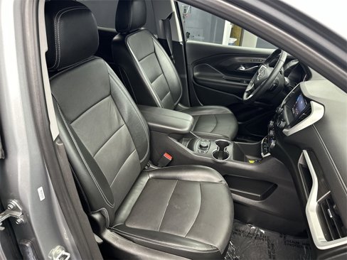 Used 2023 GMC Terrain SLT image 24