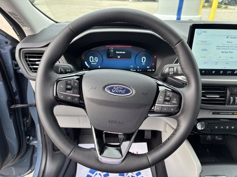 New 2025 Ford Escape Active image 25