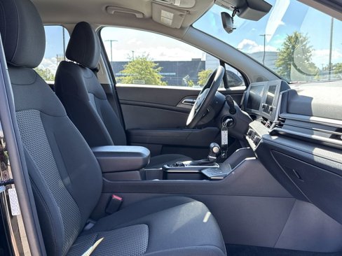 Used 2024 Kia Sportage LX image 19