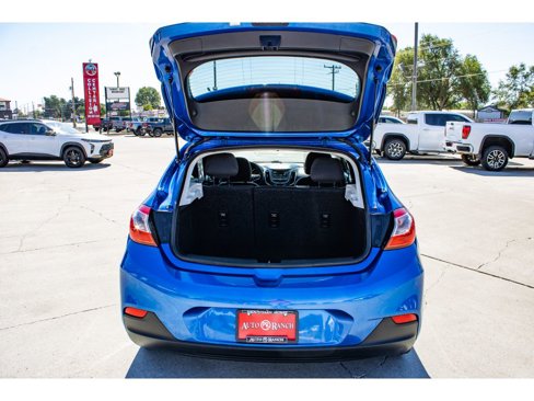 Used 2018 Chevrolet Cruze LT w/ Convenience Package image 11