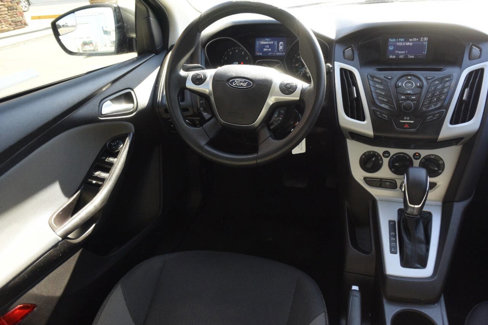 Used 2013 Ford Focus SE image 22