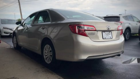 Used 2013 Toyota Camry L image 5