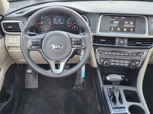 Used 2018 Kia Optima LX w/ 17" Alloy Wheels Package image 15